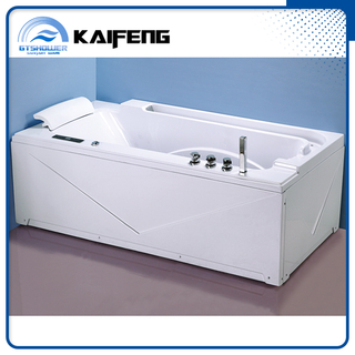 Single Whirlpool Tub with Water Fountain